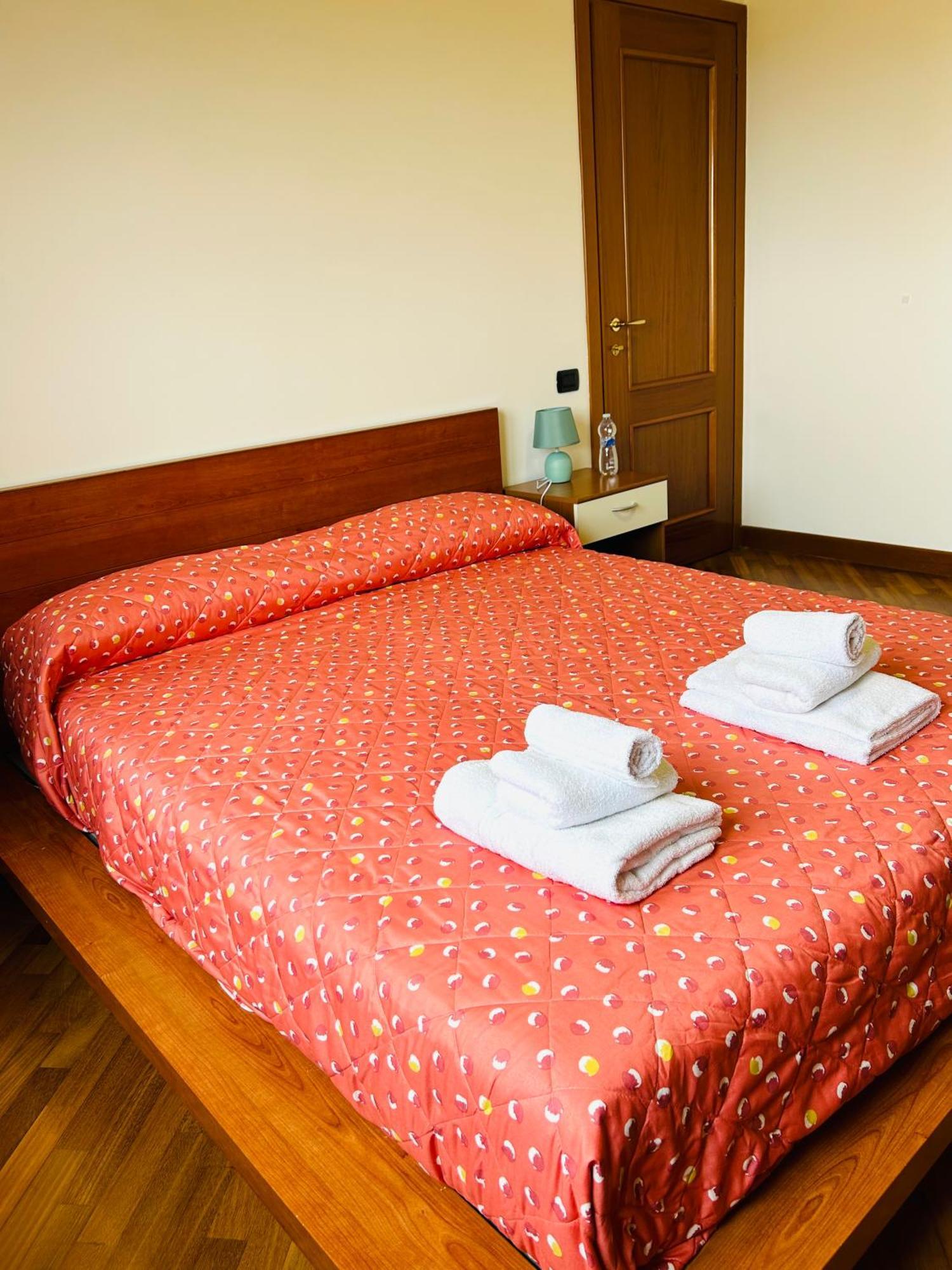 The House Room Aeroporto Fiumicino Exterior foto
